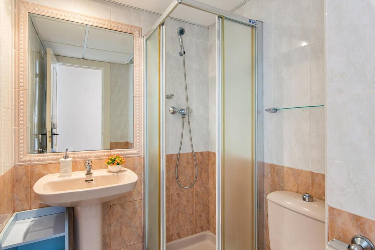 Apartment Topacio 1 - Plusholidays Калпе Екстериор снимка
